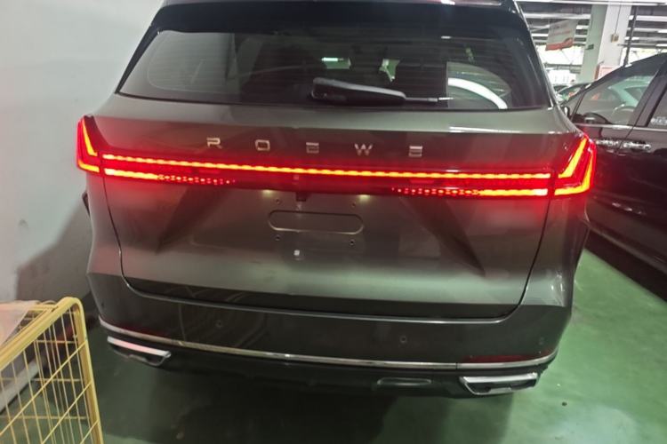 Used Roewe RX9 2023 2.0T Two-Wheel Drive Enjoyment Version Rear