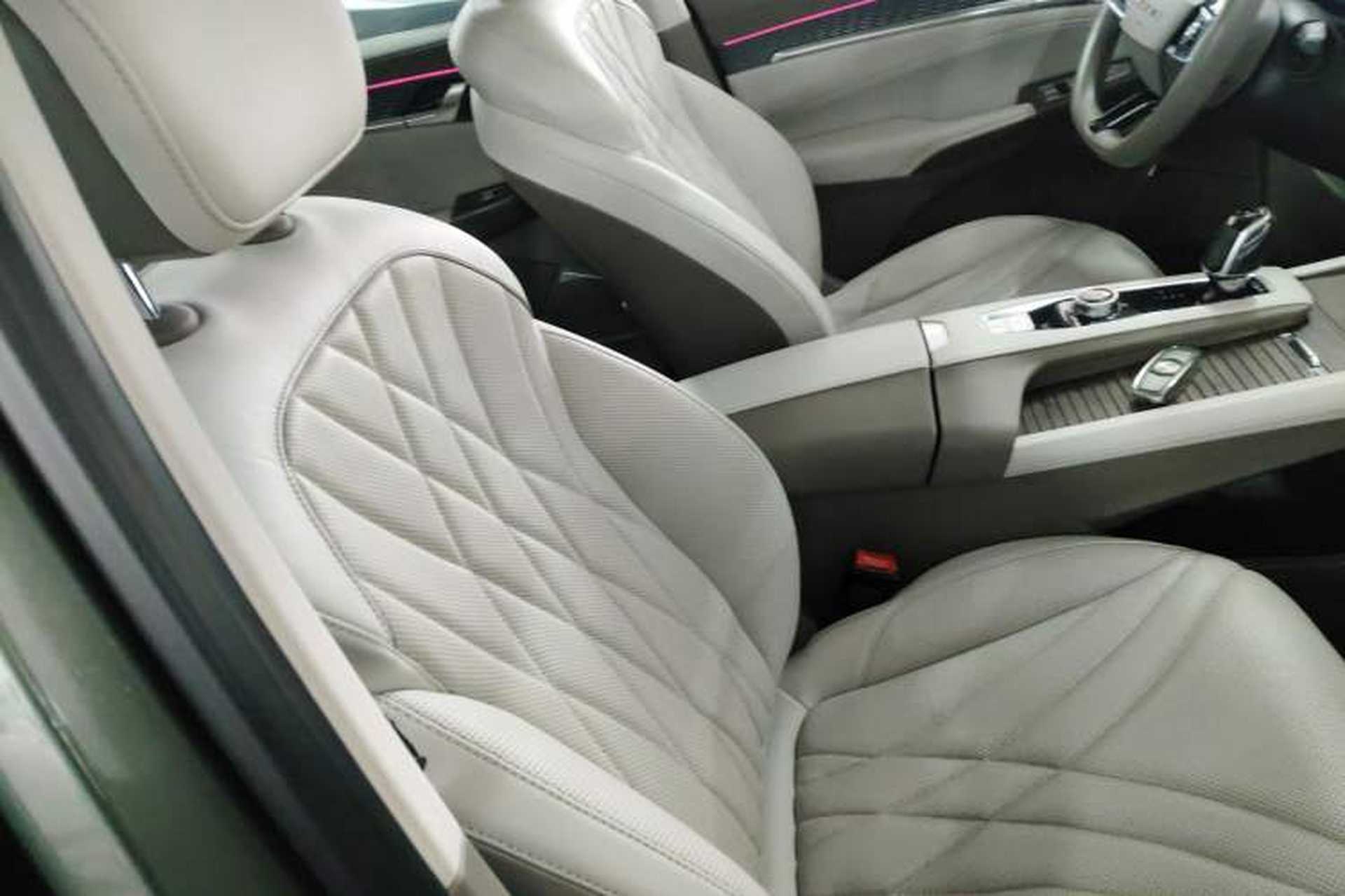 Used Roewe RX9 2023 2.0T Two-Wheel Drive Enjoyment Version Right Front Seat