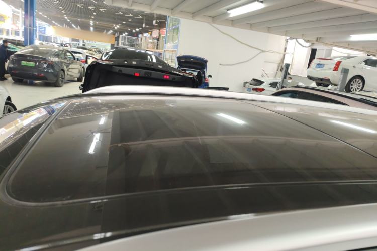 Used Roewe RX9 2023 2.0T Two-Wheel Drive Enjoyment Version Roof