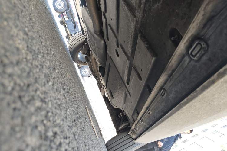 Used Roewe RX9 2023 2.0T Two-Wheel Drive Enjoyment Version Chassis Front Left