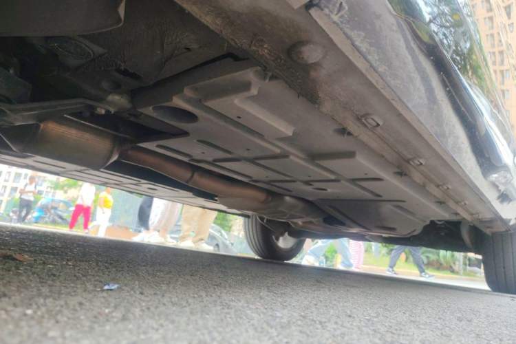 Used Roewe RX9 2023 2.0T Two-Wheel Drive Enjoyment Version Chassis Front Left