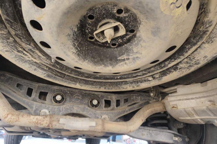 Used Roewe RX9 2023 2.0T Four-Wheel Drive Luxury Edition Chassis Rear