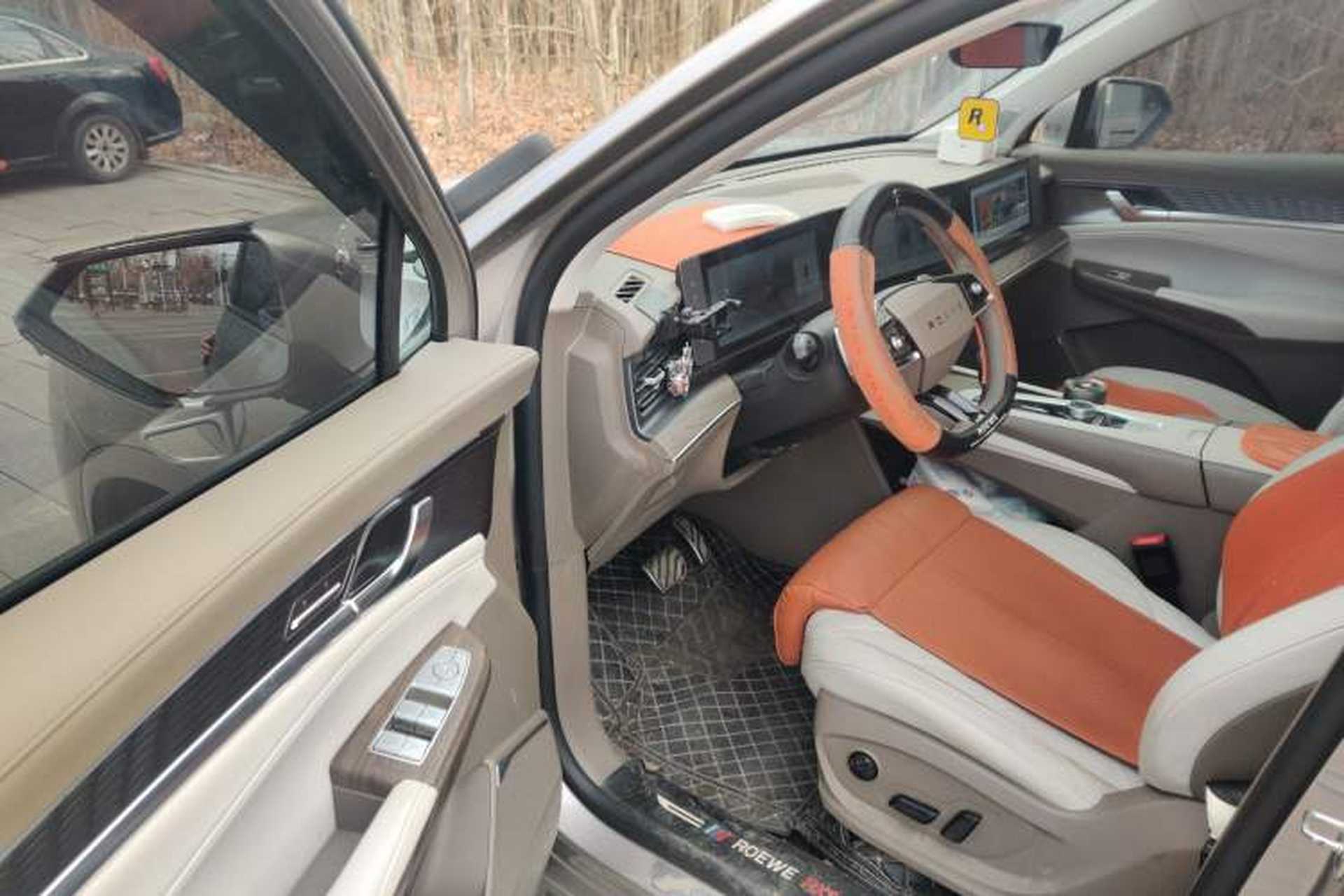 Used Roewe RX9 2023 2.0T Four-Wheel Drive Luxury Edition Driver Seat