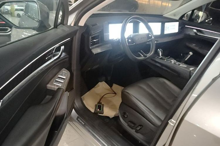 Used Roewe RX9 2023 2.0T Two-Wheel Drive Enjoyment Version Driver Seat