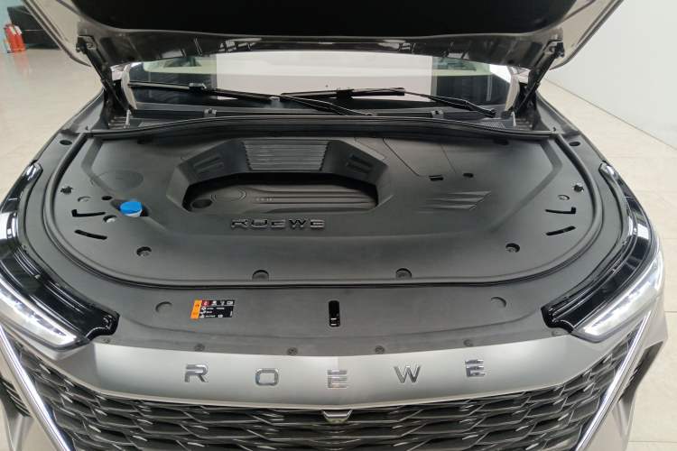 Used Roewe RX9 2023 2.0T Two-Wheel Drive Enjoyment Version Engine Bay