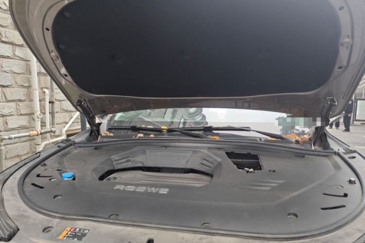 Used Roewe RX9 2023 2.0T Two-Wheel Drive Enjoyment Version Engine Bay