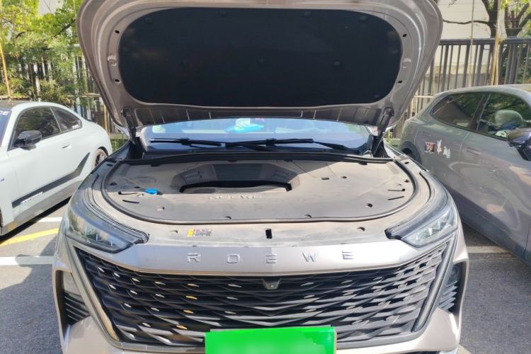 Used Roewe RX9 2023 2.0T Two-Wheel Drive Enjoyment Version Engine Bay