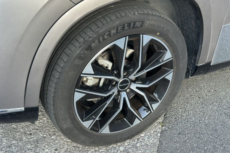 Used Roewe RX9 2023 2.0T Two-Wheel Drive Enjoyment Version Exterior 5
