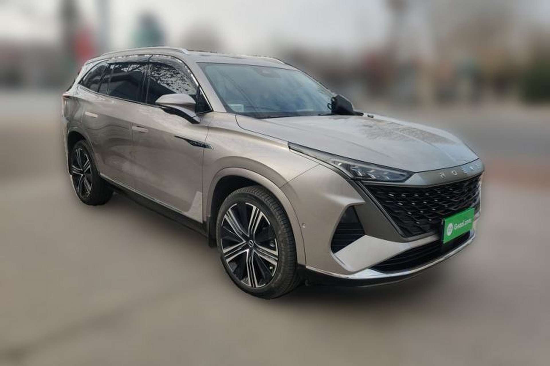 Used Roewe RX9 2023 2.0T Four-Wheel Drive Luxury Edition Front Right 45 Deg