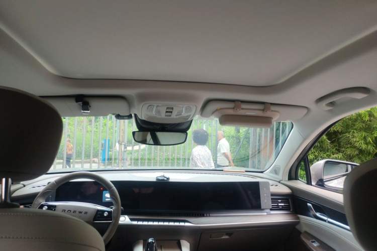 Used Roewe RX9 2023 2.0T Two-Wheel Drive Enjoyment Version Headliner