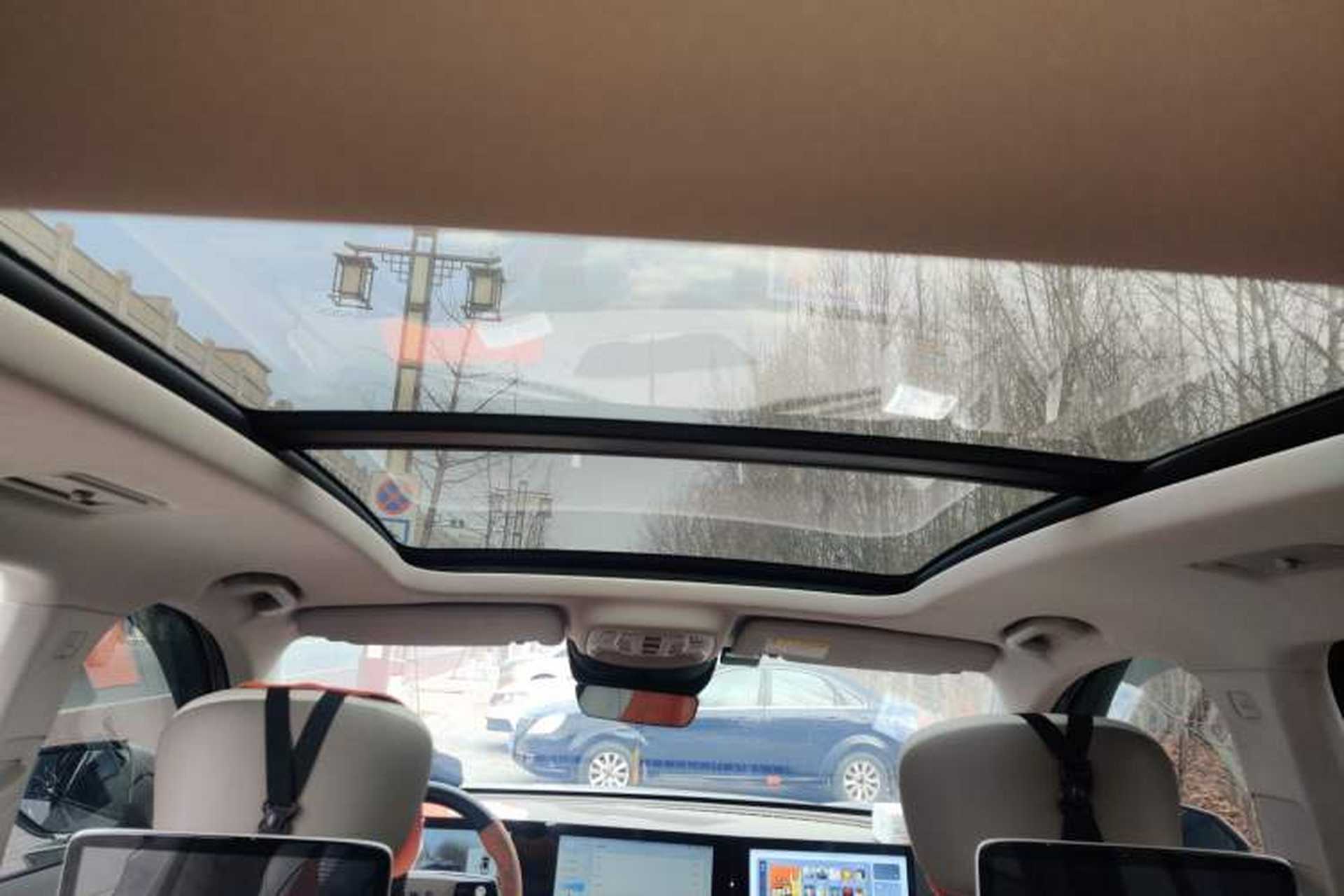 Used Roewe RX9 2023 2.0T Four-Wheel Drive Luxury Edition Headliner