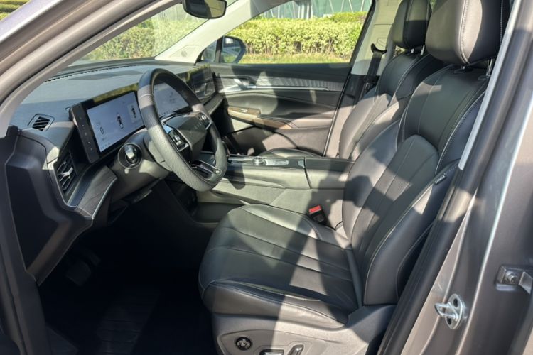Used Roewe RX9 2023 2.0T Two-Wheel Drive Enjoyment Version Interior 1