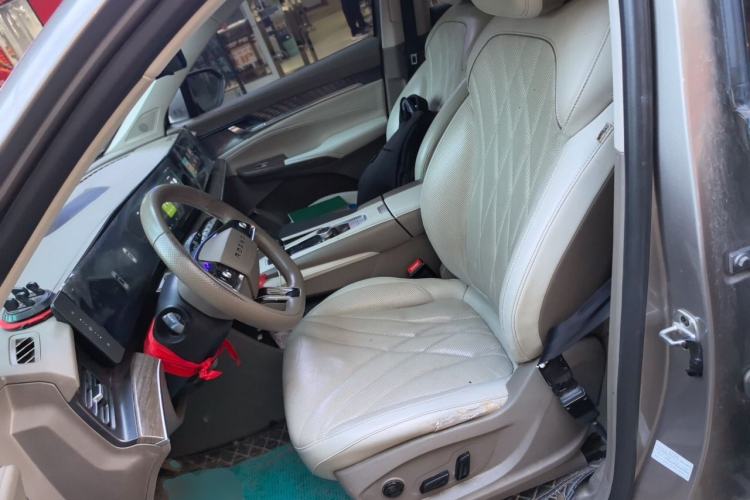 Used Roewe RX9 2023 2.0T All-Wheel-Drive Luxury Edition Left Front Seat