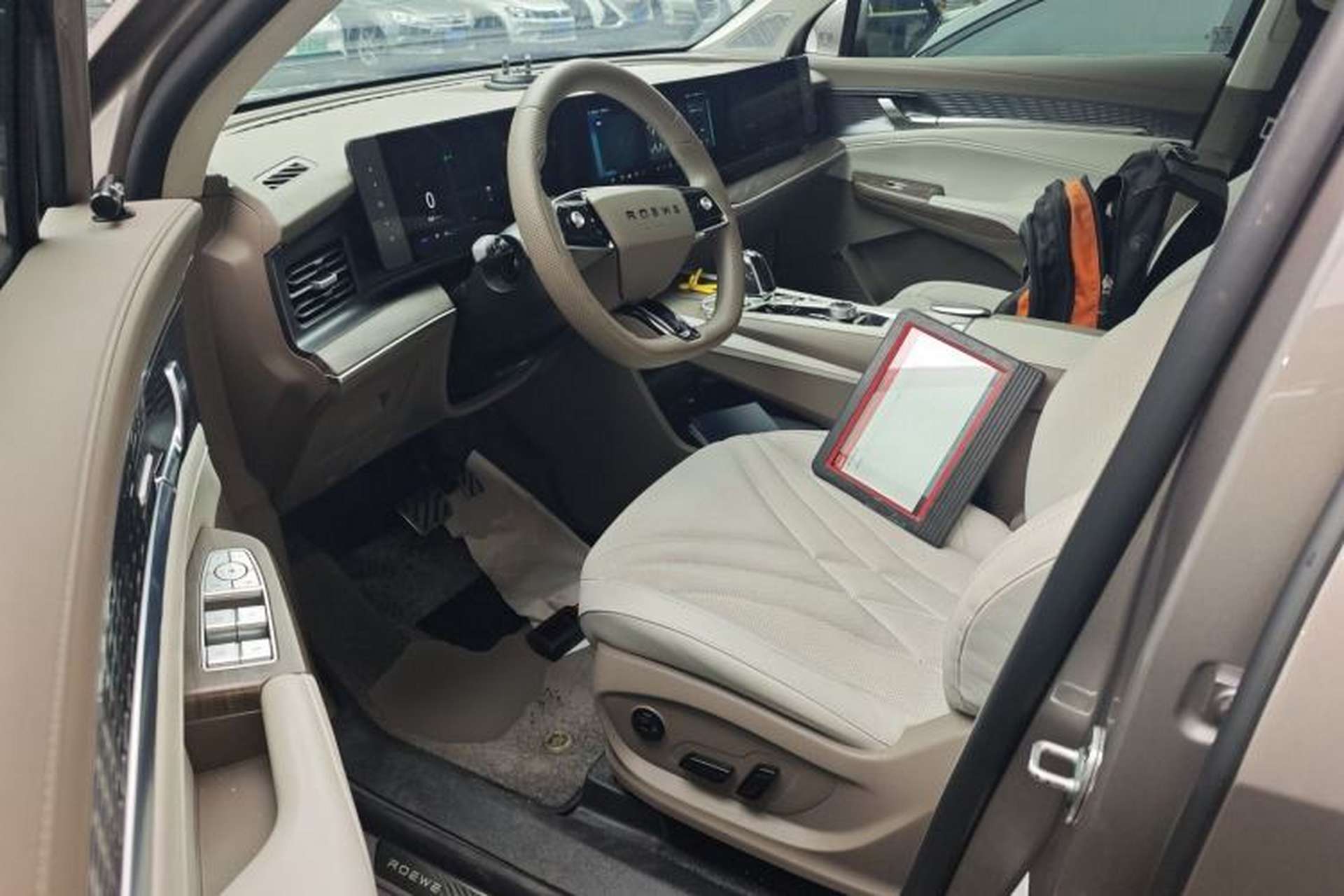Used Roewe RX9 2023 2.0T Four-Wheel Drive Luxury Edition Left Front Seat