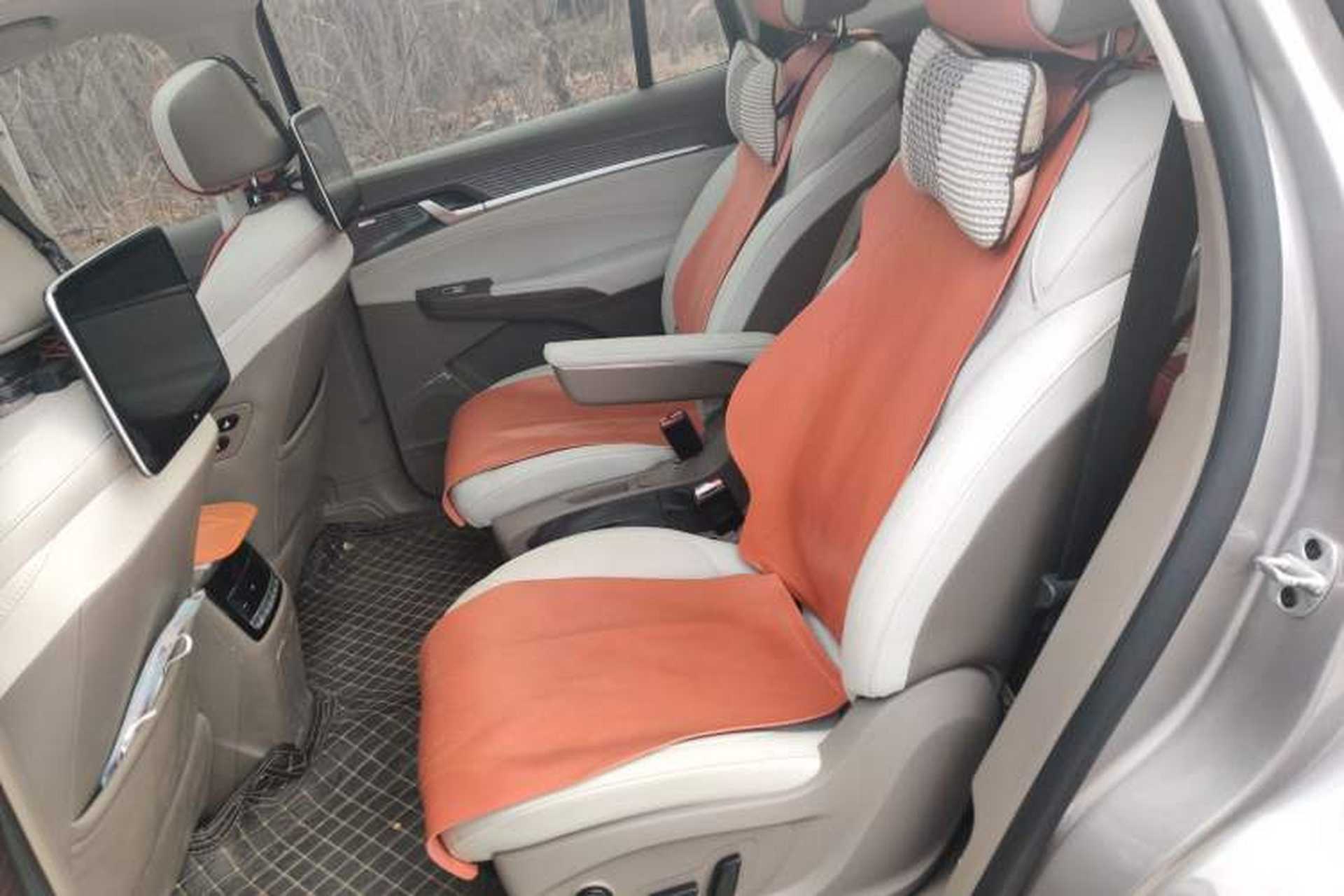 Used Roewe RX9 2023 2.0T Four-Wheel Drive Luxury Edition Left Rear Seat