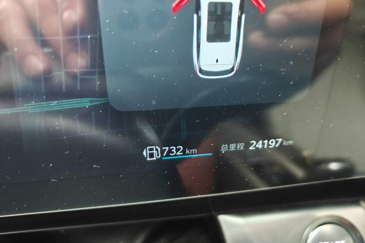 Used Roewe RX9 2023 2.0T Two-Wheel Drive Enjoyment Version Odometer Close Up