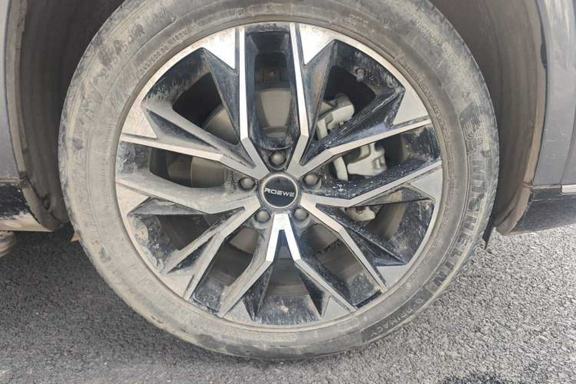 Used Roewe RX9 2023 2.0T Two-Wheel Drive Enjoyment Version Right Front Wheel Hub