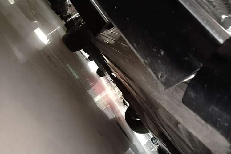 Used Roewe RX9 2023 2.0T Two-Wheel Drive Enjoyment Version Right Side Sill