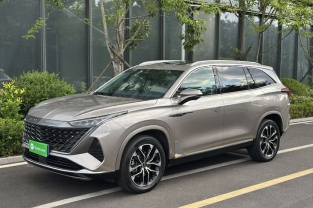 Gebrauchter Roewe RX9 2023 2.0T Two-Wheel Drive Enjoyment Version