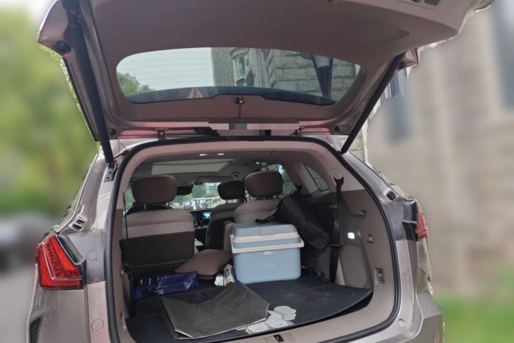 Used Roewe RX9 2023 2.0T Two-Wheel Drive Enjoyment Version Trunk
