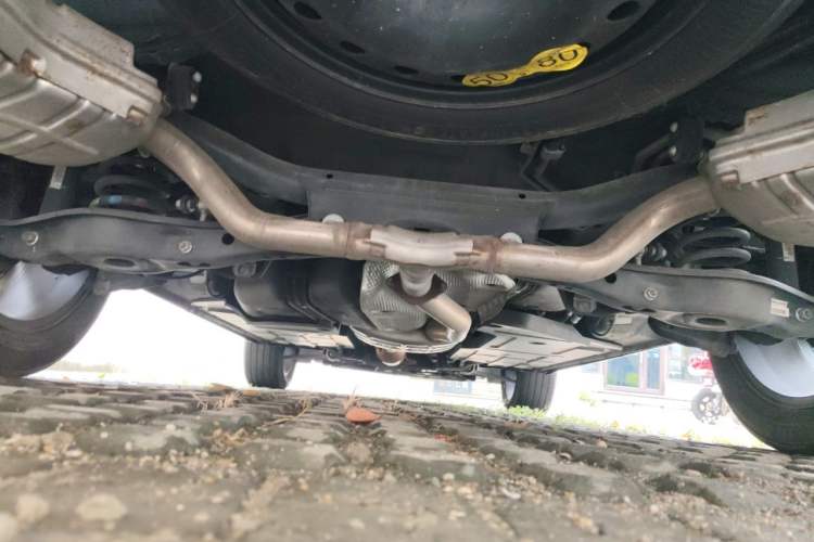 Used Roewe RX9 2023 2.0T Two-Wheel Drive Enjoyment Version Chassis Rear