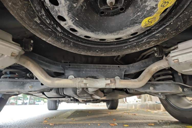 Used Roewe RX9 2023 2.0T Two-Wheel Drive Enjoyment Version Chassis Rear