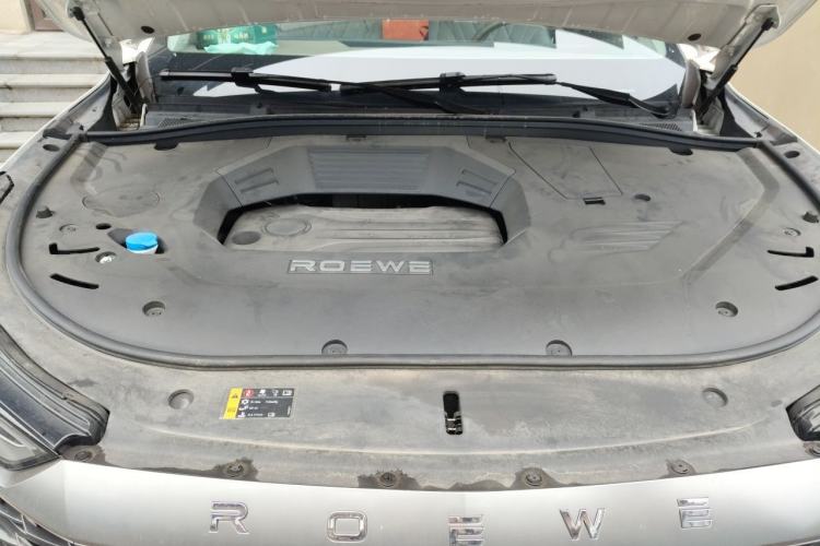 Used Roewe RX9 2023 2.0T Two-Wheel Drive Enjoyment Version Engine Bay
