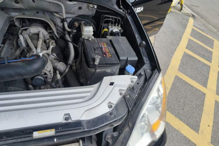 Used Roewe W5 2011 1.8T 4WD Automatic High-Rise Edition Engine Bay Left