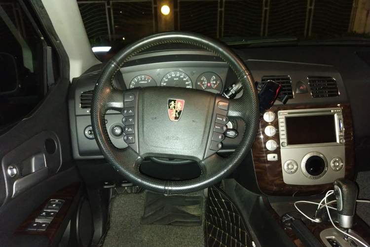Used Roewe W5 2011 1.8T 4WD Automatic High-Rise Edition Steering Wheel