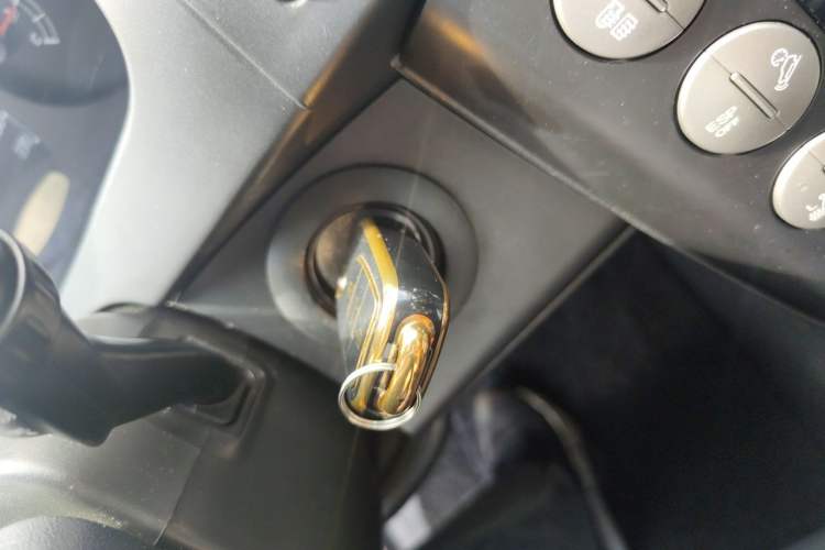 Used Roewe W5 2011 1.8T 4WD Automatic High-Rise Edition Vehicle Key