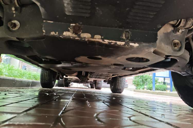 Used Roewe W5 2011 1.8T 4WD Automatic High-Rise Edition Chassis Front