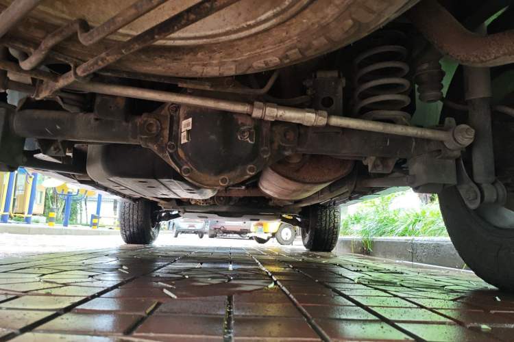 Used Roewe W5 2011 1.8T 4WD Automatic High-Rise Edition Chassis Rear