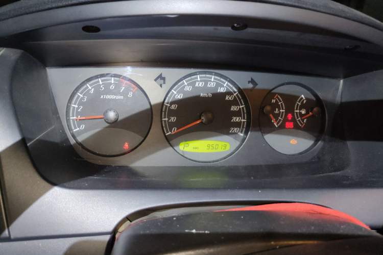 Used Roewe W5 2011 1.8T 2WD Automatic Trend Edition Instrument Cluster