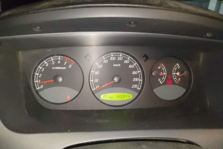 Used Roewe W5 2011 1.8T 4WD Automatic High-Rise Edition Instrument Cluster