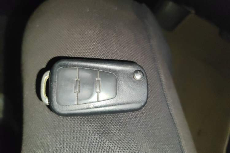 Used Roewe W5 2011 1.8T 4WD Automatic High-Rise Edition Vehicle Key