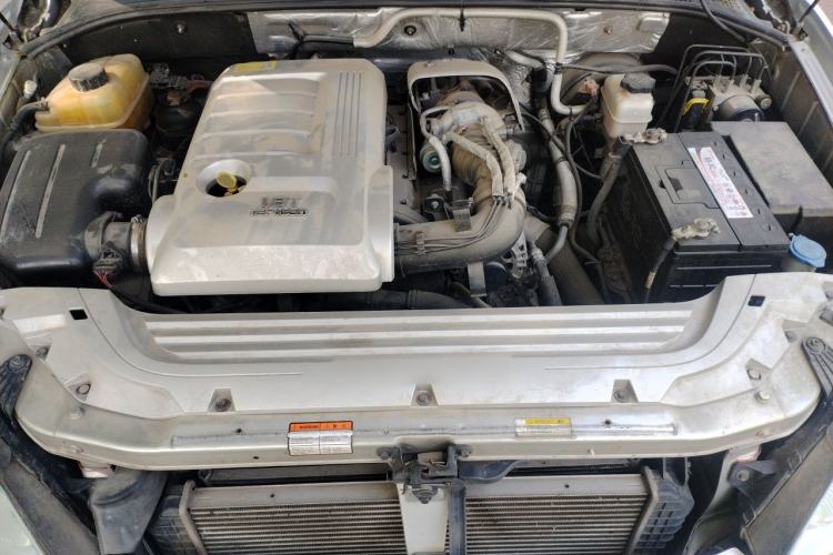 Used Roewe W5 2011 1.8T 4WD Automatic High-Rise Edition Engine Bay
