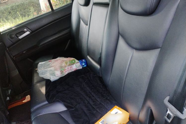 Used Roewe W5 2011 1.8T 4WD Automatic High-Rise Edition Left Rear Seat