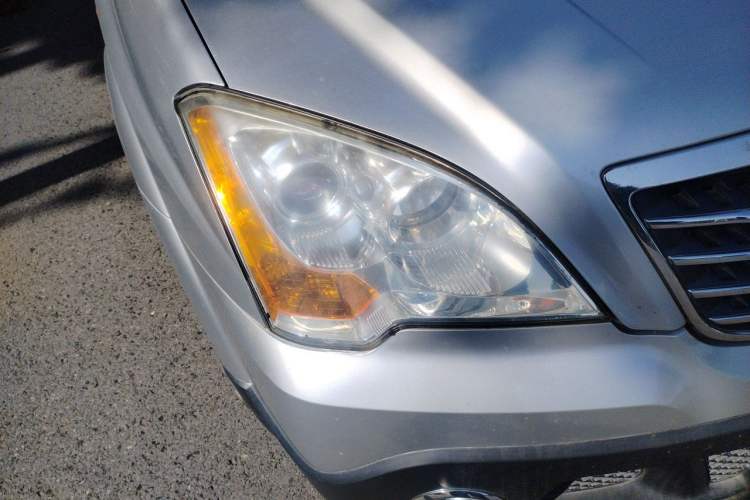 Used Roewe W5 2011 1.8T 4WD Automatic High-Rise Edition Right Front Headlight