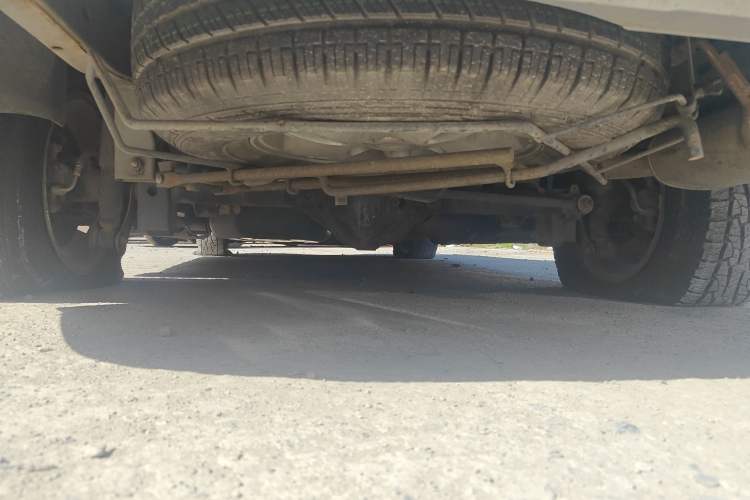 Used Roewe W5 2011 1.8T 2WD Manual Chiyu Edition Chassis Rear