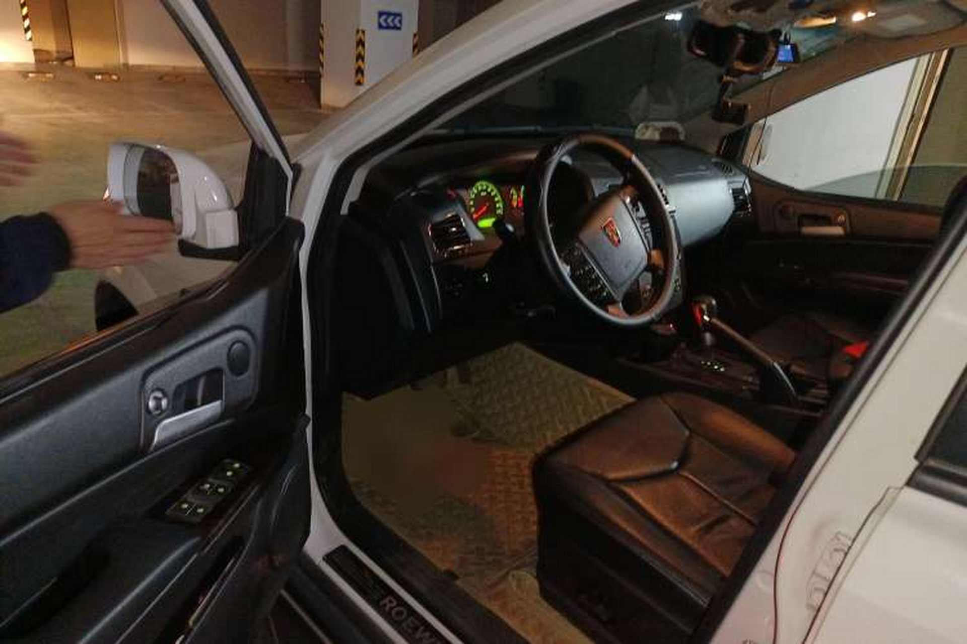 Used Roewe W5 2011 1.8T 4WD Automatic High-Rise Edition Driver Seat