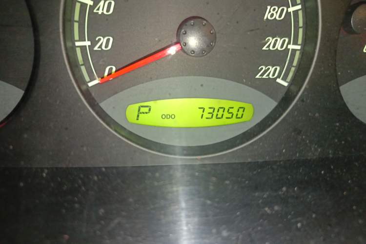 Used Roewe W5 2011 1.8T 4WD Automatic High-Rise Edition Odometer Close Up