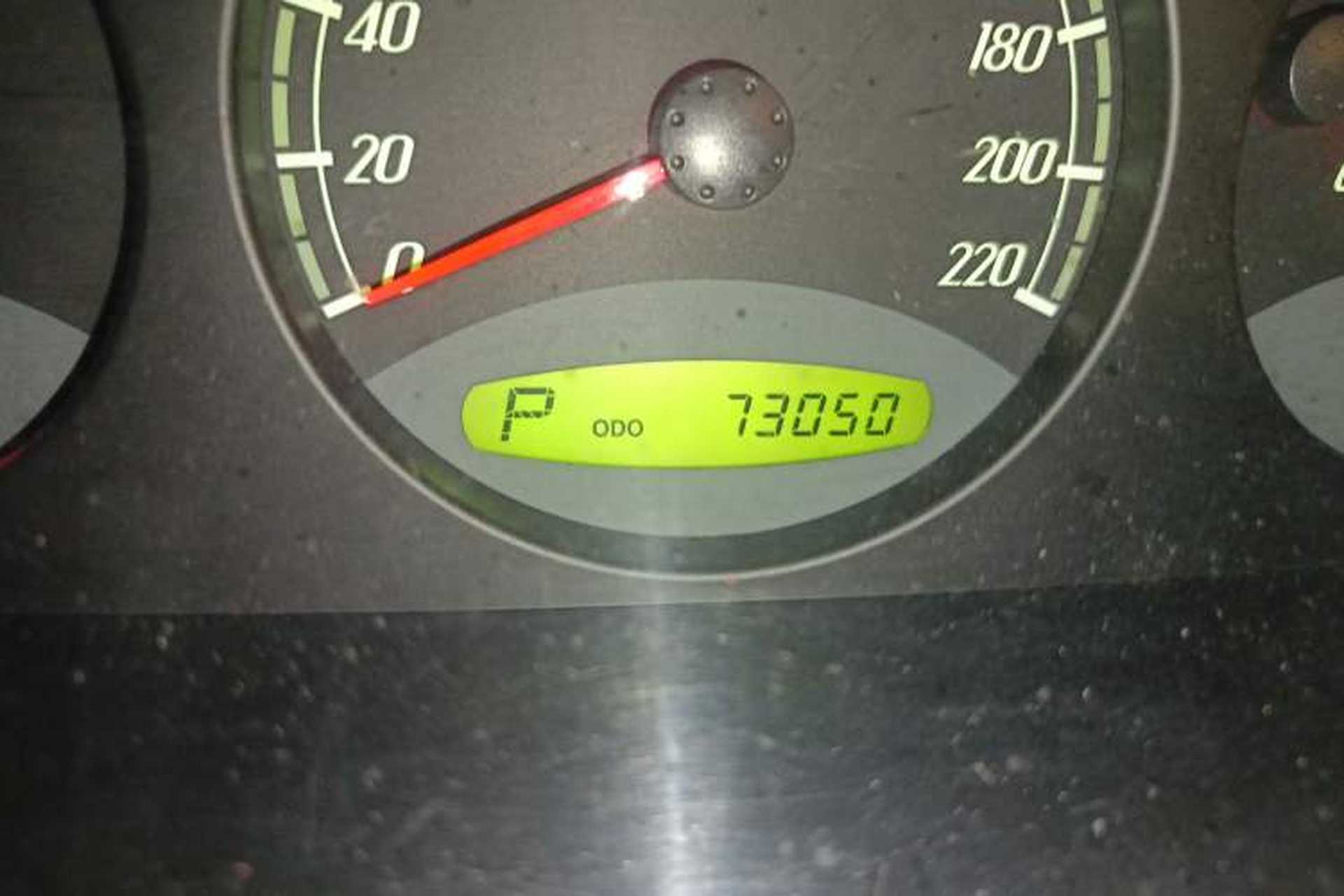 Used Roewe W5 2011 1.8T 4WD Automatic High-Rise Edition Odometer Close Up