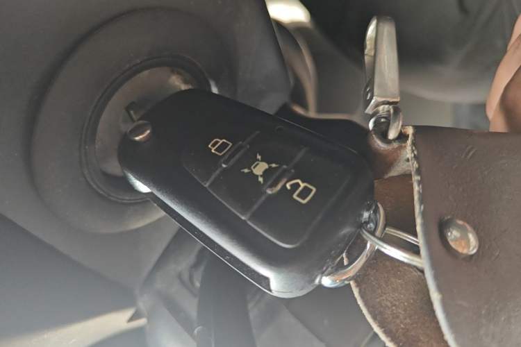 Used Roewe W5 2011 1.8T 2WD Automatic Trend Edition Vehicle Key