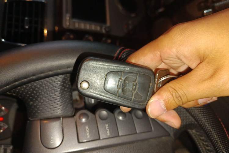 Used Roewe W5 2011 1.8T 4WD Automatic High-Rise Edition Vehicle Key