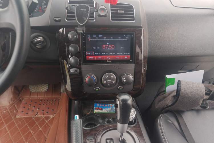 Used Roewe W5 2013 1.8T 2WD Automatic Xingyu Edition Audio And AC Panel