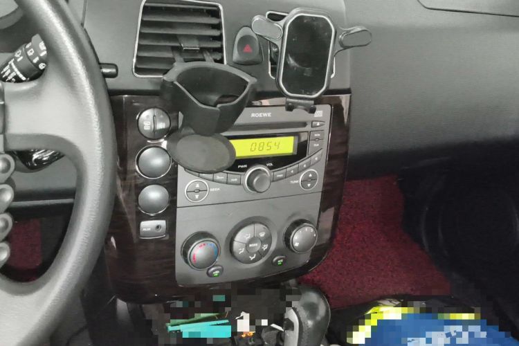 Used Roewe W5 2013 1.8T 2WD Automatic Xingyu Edition Audio And AC Panel