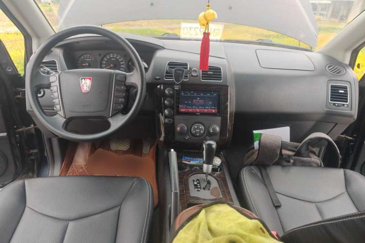 Used Roewe W5 2013 1.8T 2WD Automatic Xingyu Edition Center Console