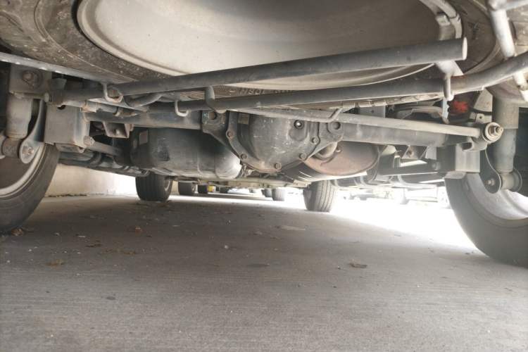 Used Roewe W5 2013 1.8T 4WD Automatic High-End Model Chassis Front