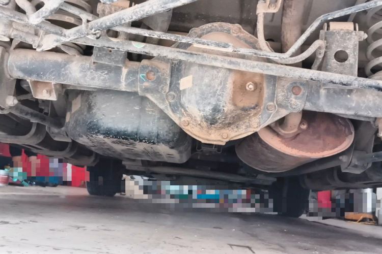 Used Roewe W5 2013 1.8T 2WD Automatic Xingyu Edition Chassis Rear