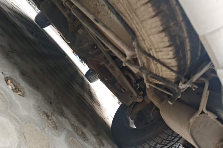 Used Roewe W5 2013 1.8T 2WD Automatic Xingyu Edition Chassis Rear
